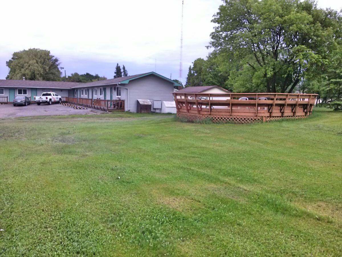 Moosomin Motel Esterno foto