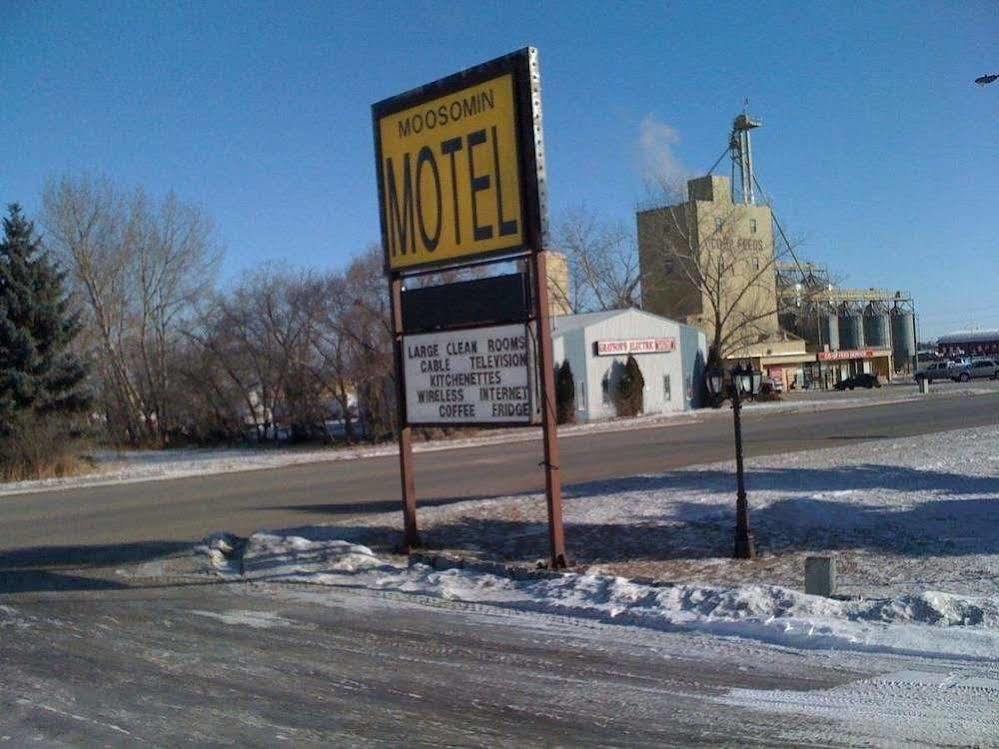 Moosomin Motel Esterno foto