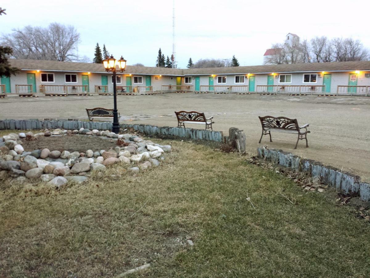 Moosomin Motel Esterno foto